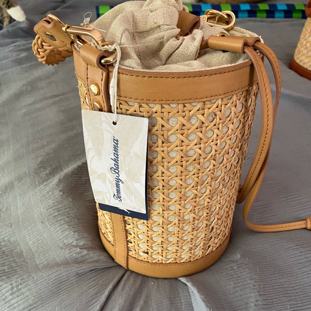 New Tommy Bahamas Straw Barreled Bag